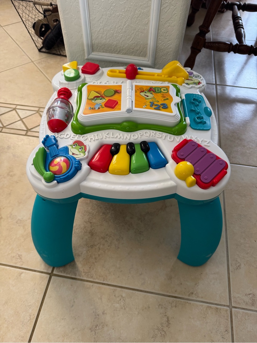 Leapfrog 
Interactive Kids Activity Table - Teal, White & Multicolor